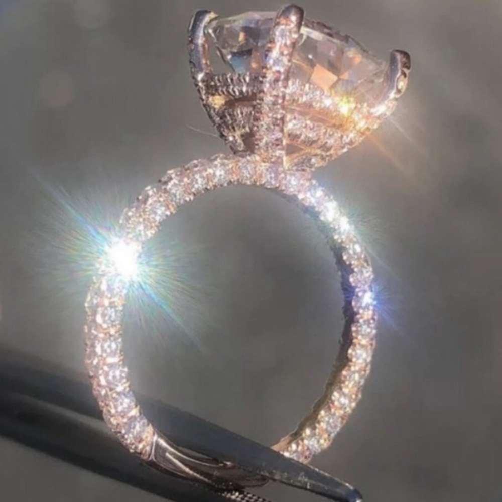 💎18k rosegold champagne CZ brand new ring💍
